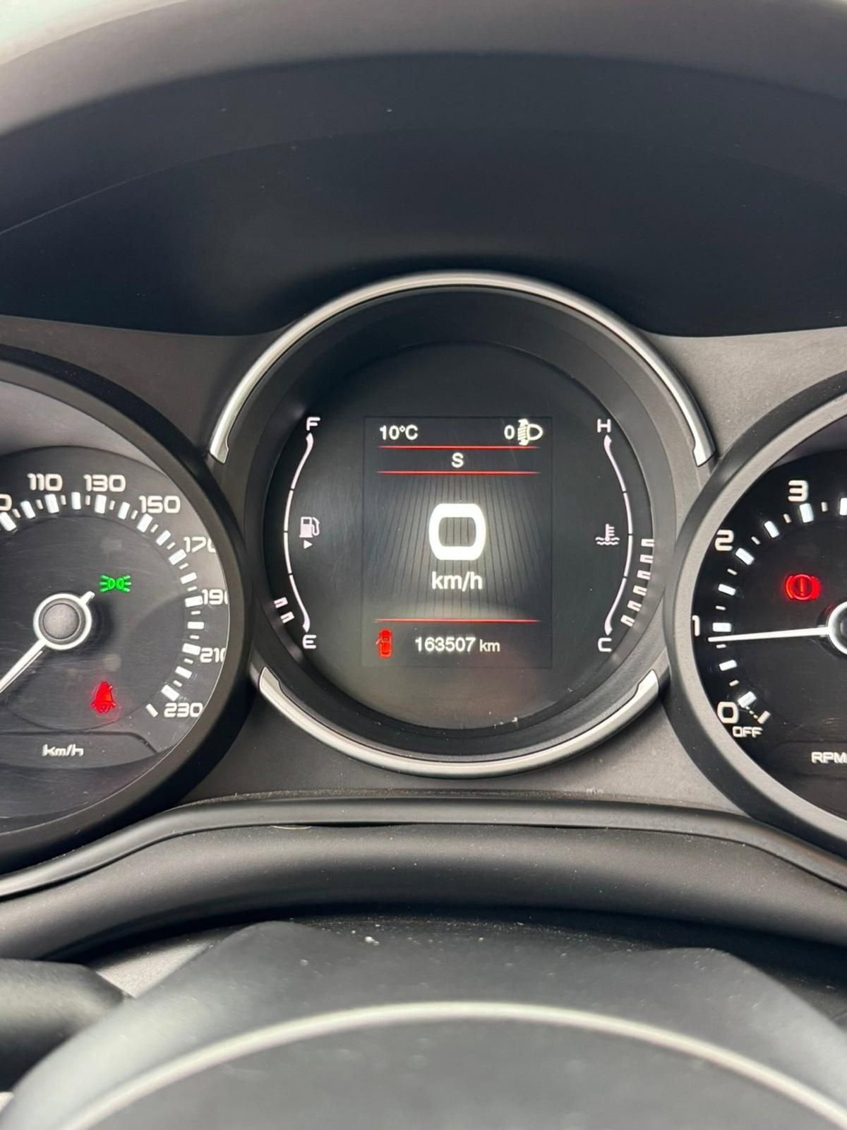 Fiat 500L 1.6 Multijet 120 CV Cross (8)