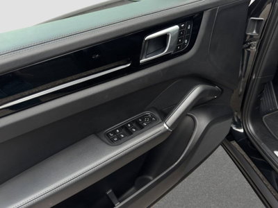 Porsche Cayenne 3.0 V6 E-Hybrid (12)