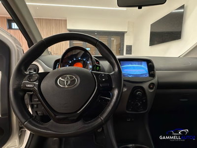 Toyota Aygo 1.0 VVT-i 72 CV 5 porte x-cite MMT (11)