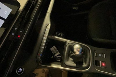 Jeep Avenger 1.2 turbo Summit fwd 100cv (14)
