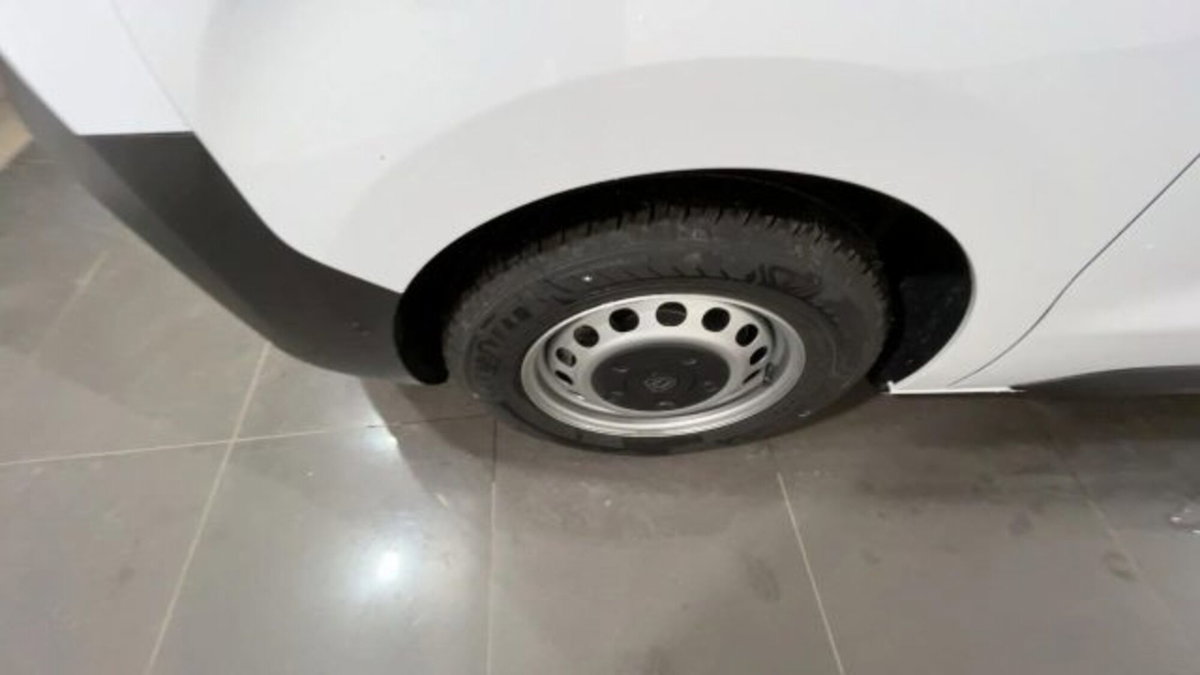 Peugeot Expert Furgone std 1.5 diesel 120cv S&S (6)