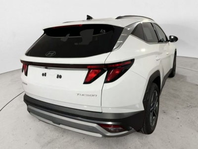 Hyundai Tucson 1.6 crdi 48V Business 2wd dct (4)