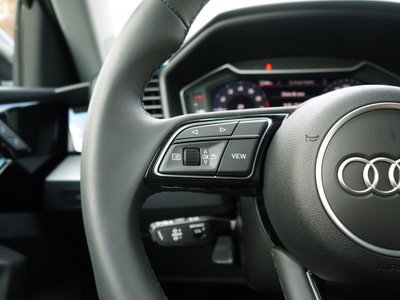 Audi A1 allstreet 30 1.0 tfsi Identity Contrast 116cv s tronic (15)