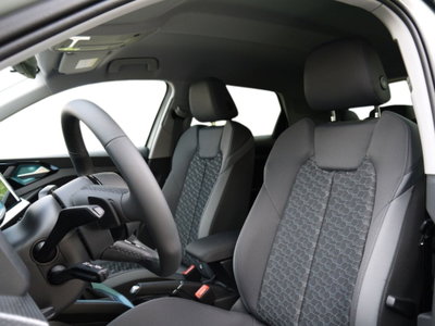Audi A1 allstreet 30 1.0 tfsi Identity Contrast 116cv s tronic (9)