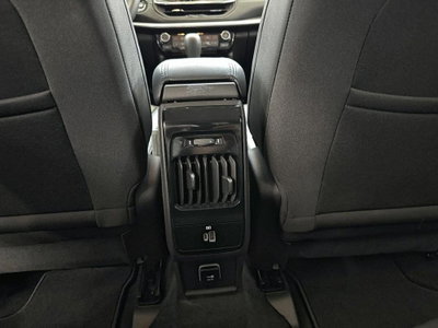 Jeep Compass 1.5 turbo t4 mhev Altitude 2wd 130cv dct (17)