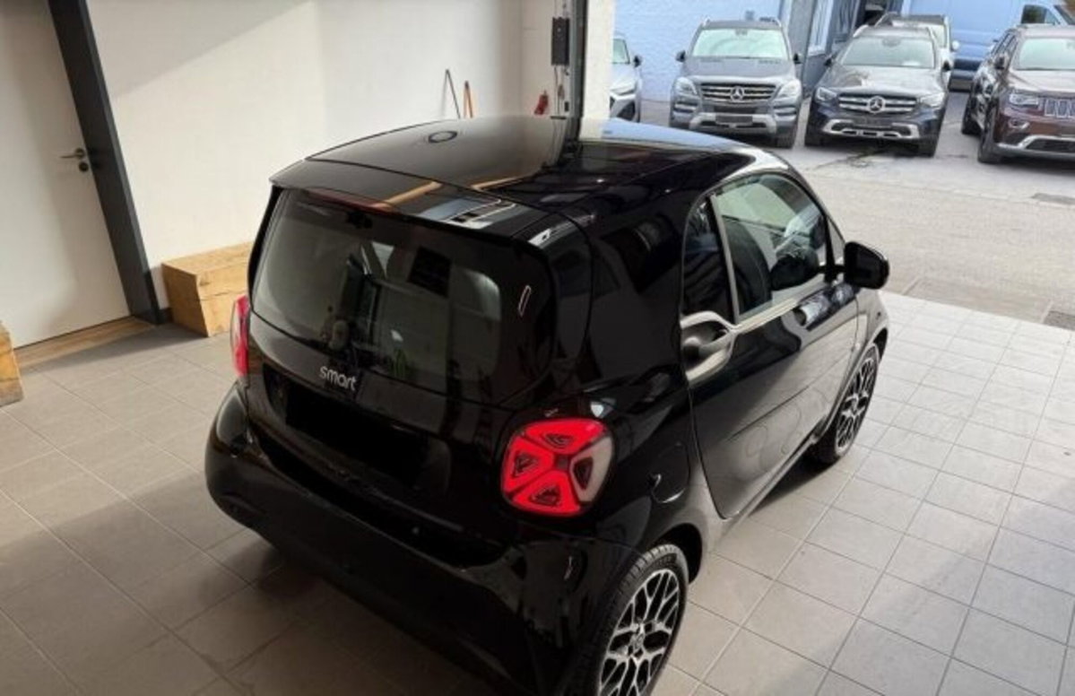 smart Fortwo EQ Prime Nightsky (3)