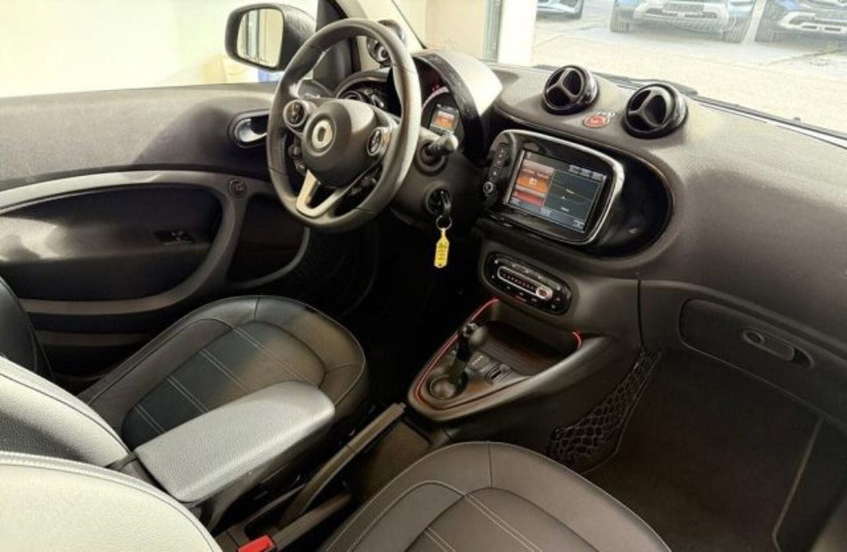 smart Fortwo EQ Prime Nightsky (8)