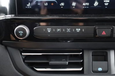 Ford Tourneo Custom tourneo custom V710 320 2.0 ecoblue 136cv Titanium L1H1 AWD A8 (12)
