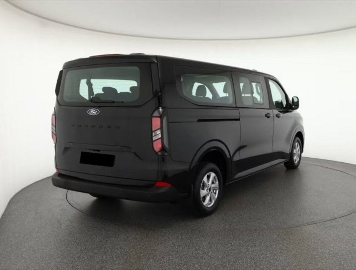 Ford Tourneo Custom 320 2.0 ecoblue 136cv Titanium L1H1 AWD A8 (5)
