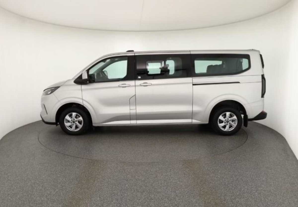 Ford Tourneo Custom 320 2.0 ecoblue 136cv Titanium L1H1 AWD A8 (2)