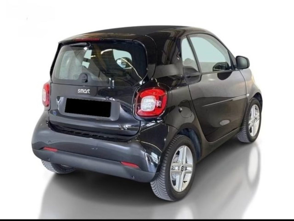 smart Fortwo EQ Racingreen (22kW) (2)