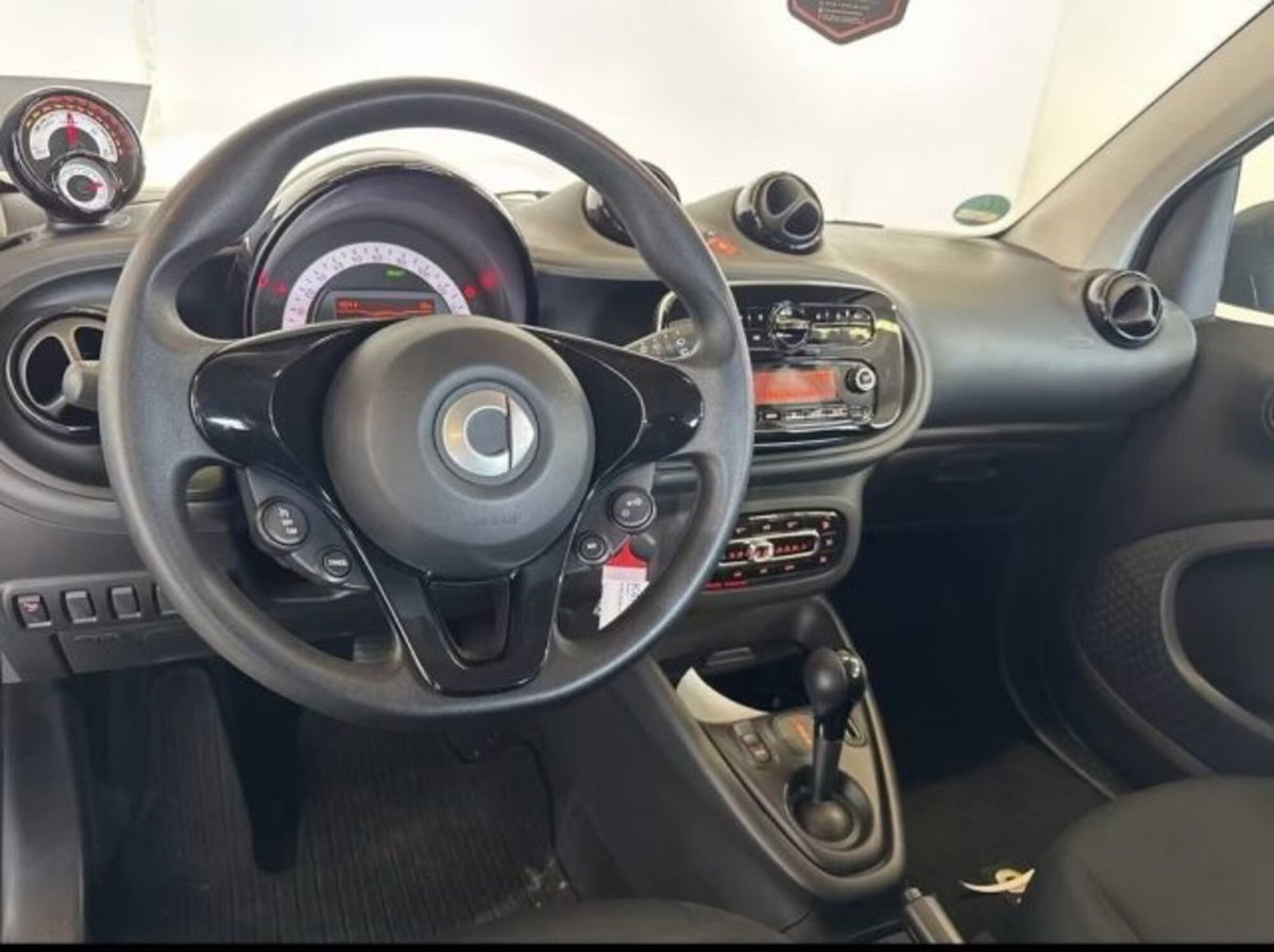 smart Fortwo EQ Racingreen (22kW) (7)