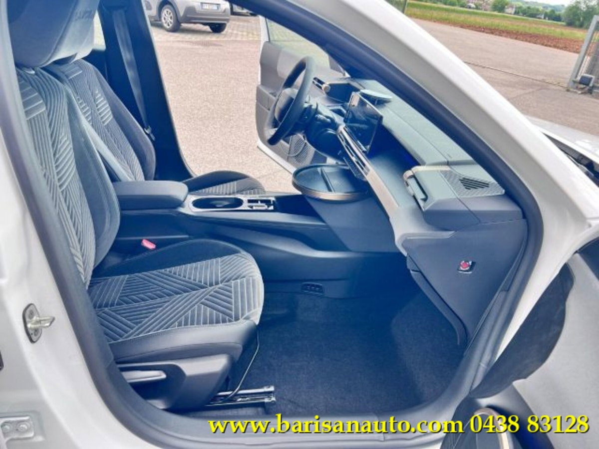 Lancia Ypsilon 1.2 mhev Edizione Cassina e-dct (6)