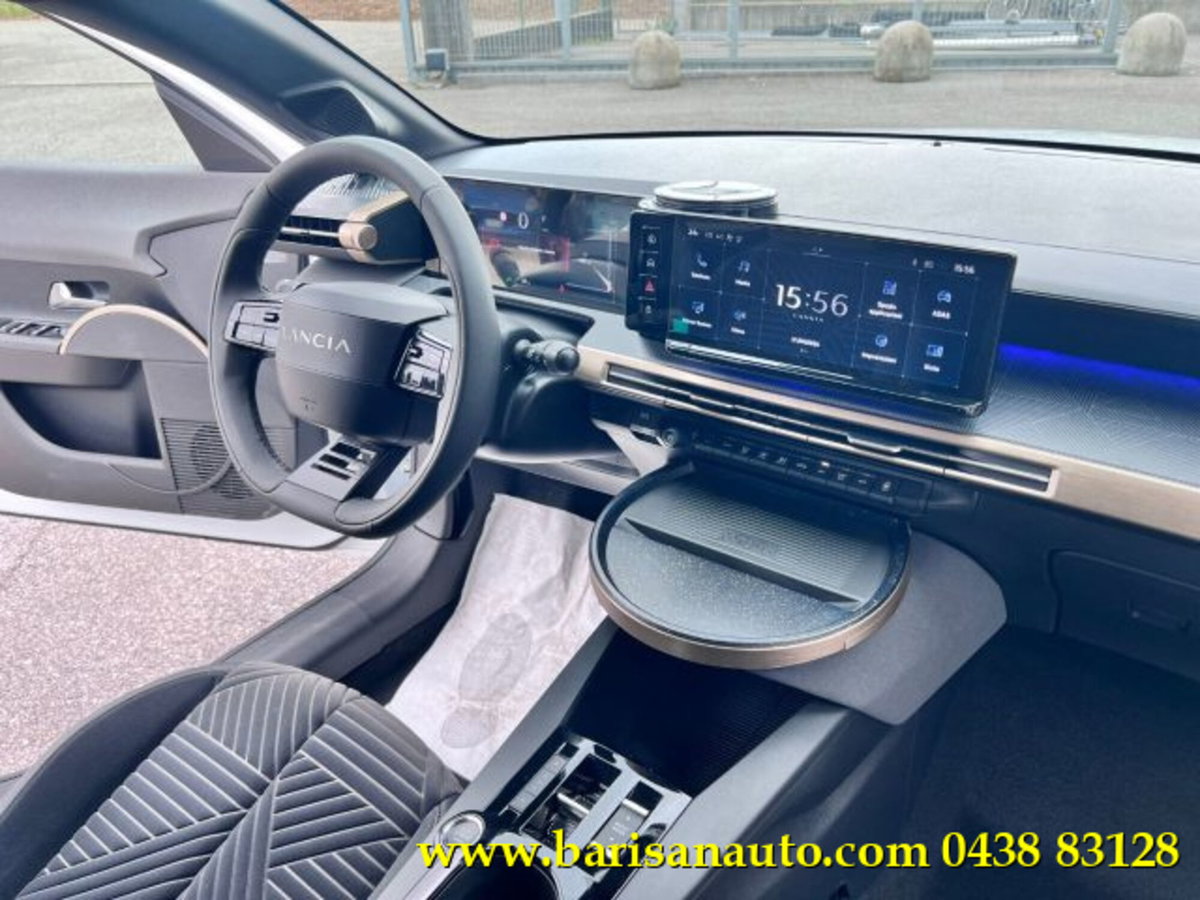 Lancia Ypsilon 1.2 mhev Edizione Cassina e-dct (9)