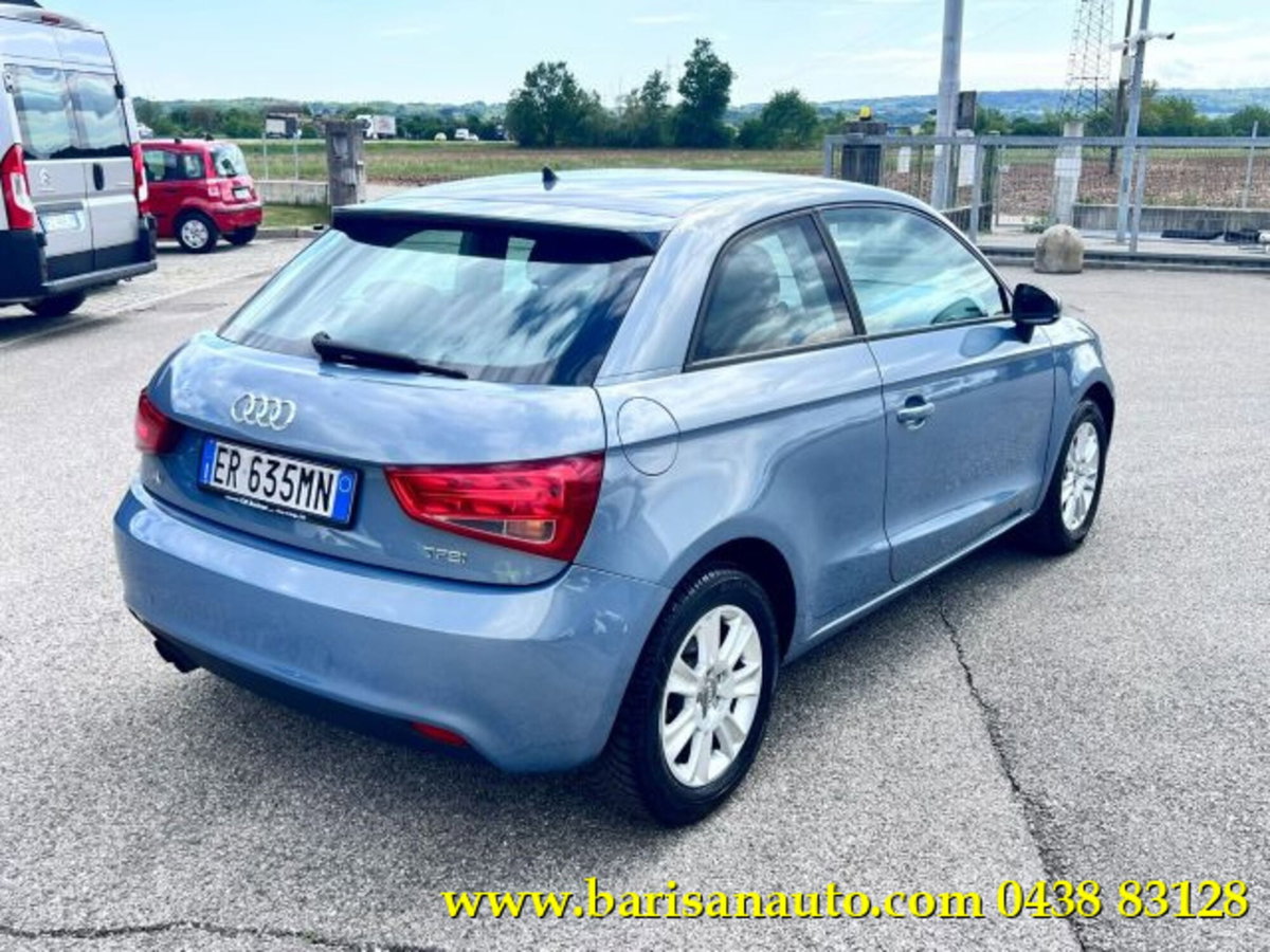 Audi A1 1.4 TFSI Attraction (3)