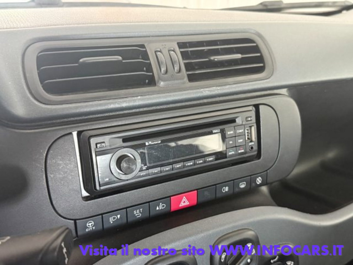 Fiat Panda 1.0 firefly hybrid s&s 70cv 5p.ti (14)