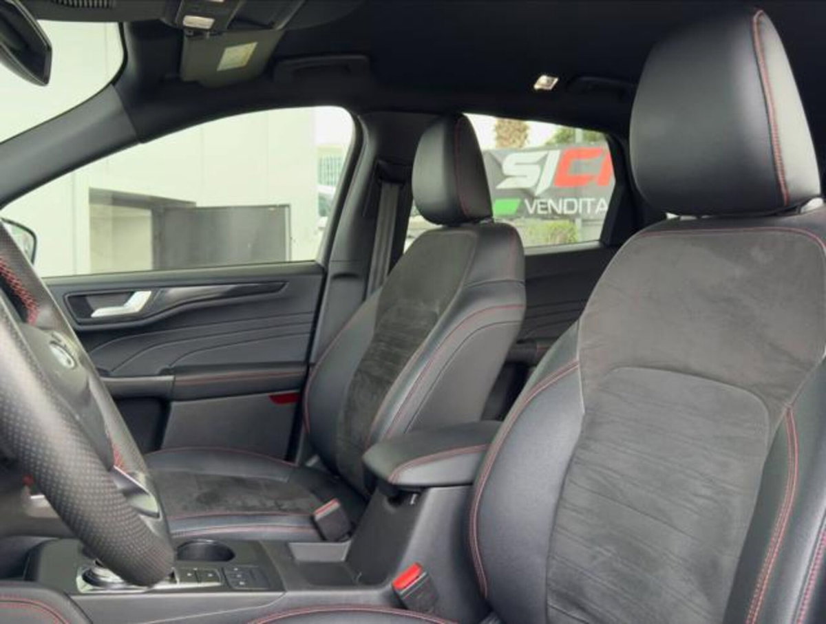 Ford Kuga 1.5 EcoBlue 120 CV aut. 2WD ST-Line X Design (17)