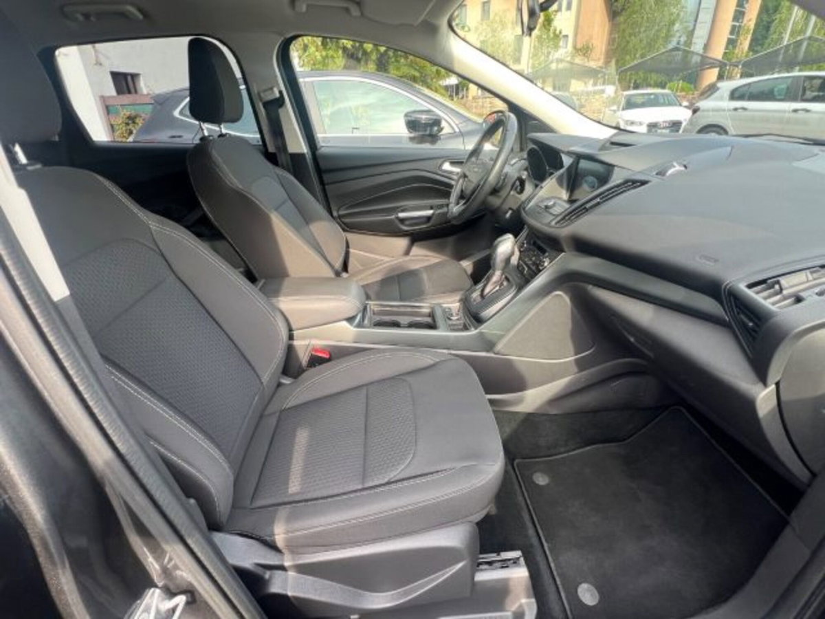 Ford Kuga 2.0 TDCI 120 CV S&S 2WD Plus (10)