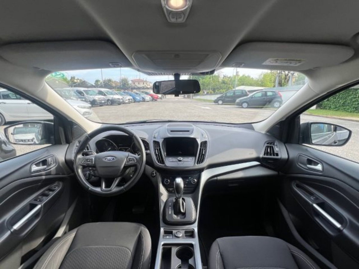 Ford Kuga 2.0 TDCI 120 CV S&S 2WD Plus (11)