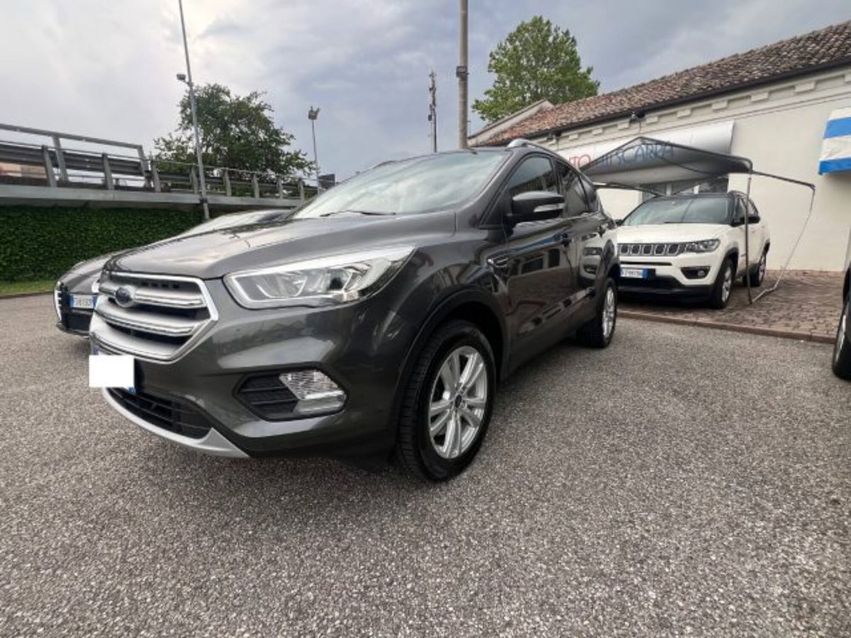 Ford Kuga 2.0 TDCI 120 CV S&S 2WD Plus (18)