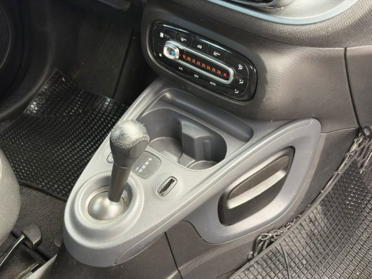 smart forfour forfour 90 0.9 Turbo twinamic Passion (15)