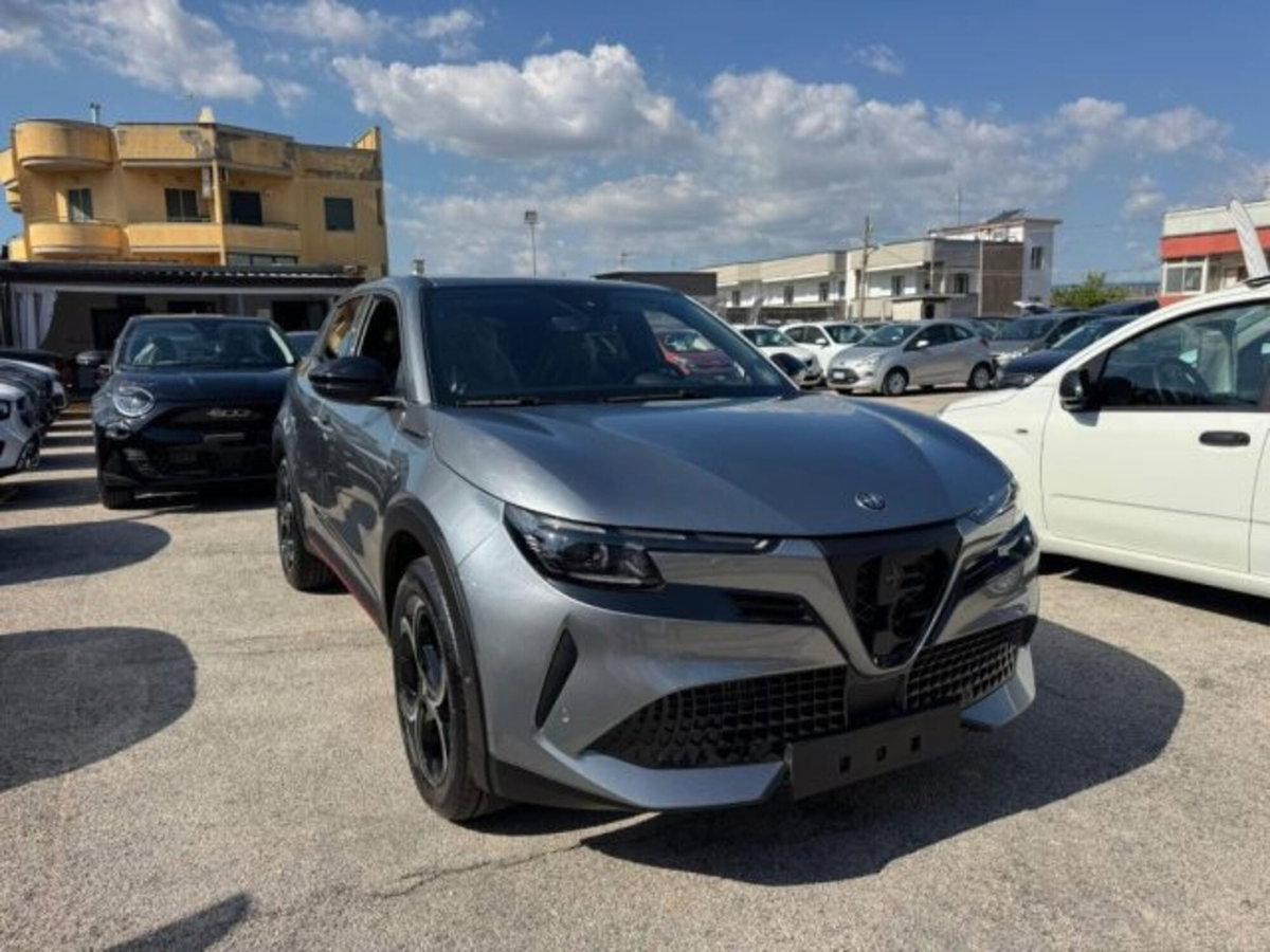 Alfa Romeo Junior 1.2 ibrida 145cv edct6