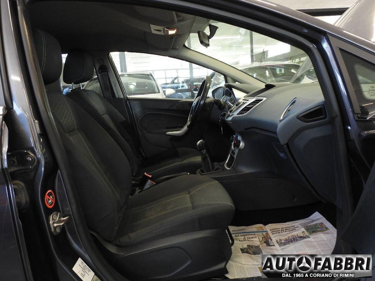Ford Fiesta 1.4 5 porte Bz.- GPL Titanium (8)