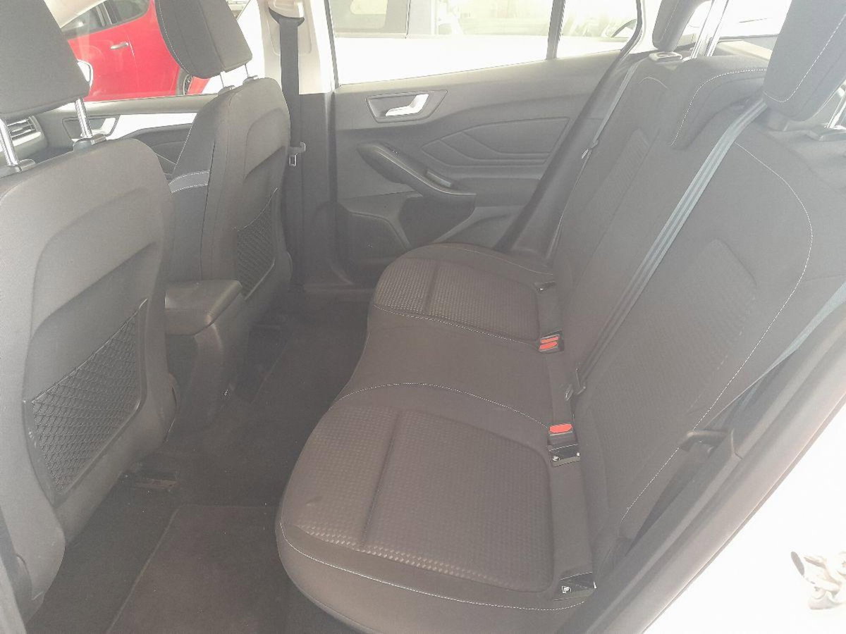 Ford Focus Station Wagon 1.5 EcoBlue 120 CV automatico SW Business (16)