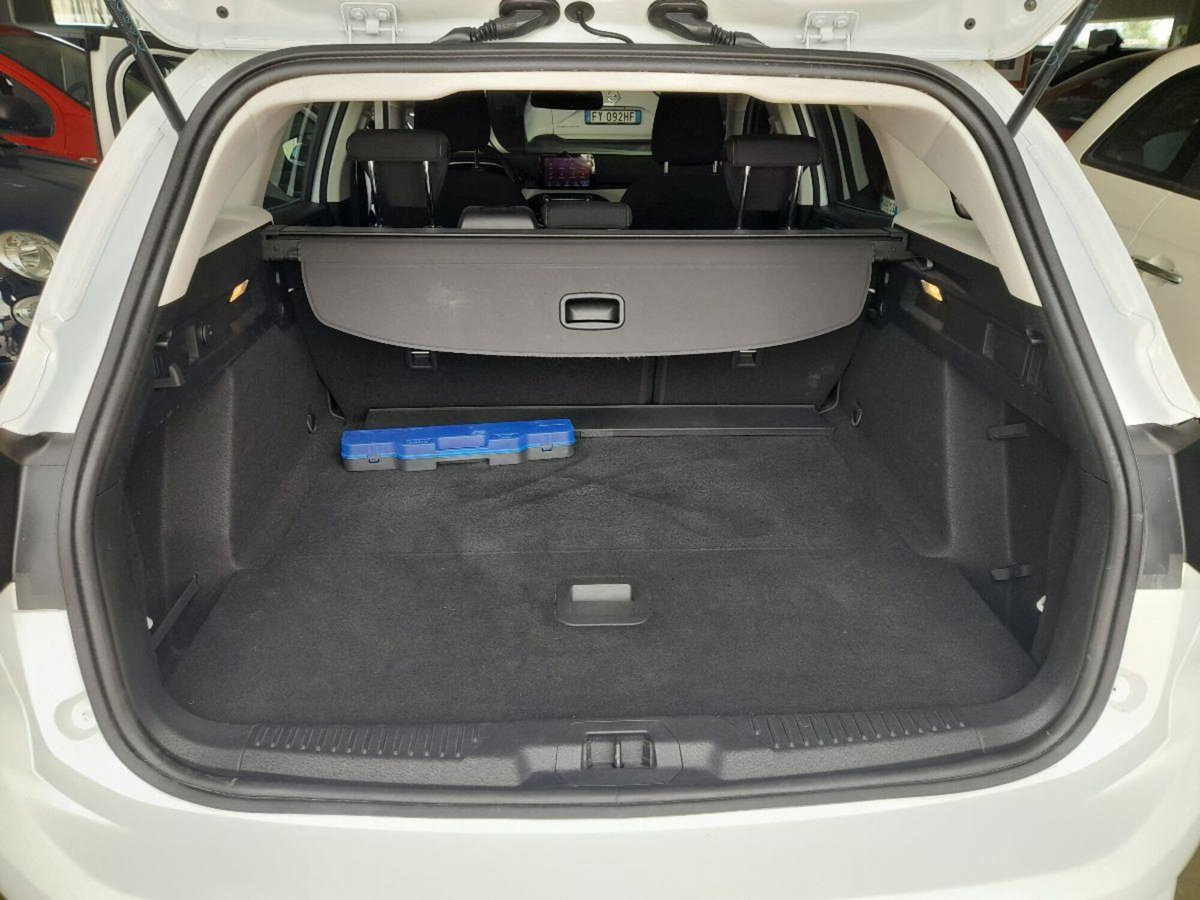 Ford Focus Station Wagon 1.5 EcoBlue 120 CV automatico SW Business (17)