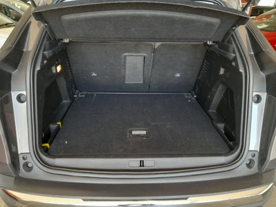 Peugeot 3008 BlueHDi 130 S&S EAT8 Allure Pack (17)