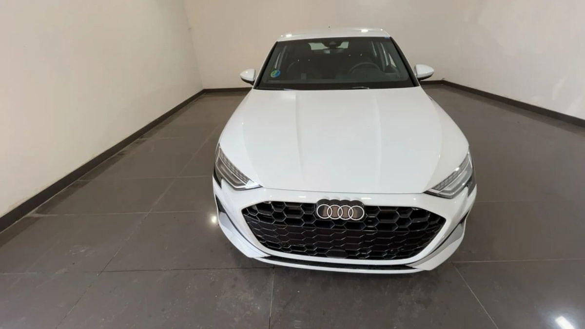 Audi A3 Sportback 35 TFSI (2)