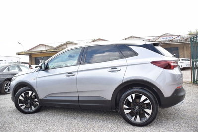 Opel Grandland X 1.5 diesel Ecotec Start&Stop Innovation (2)