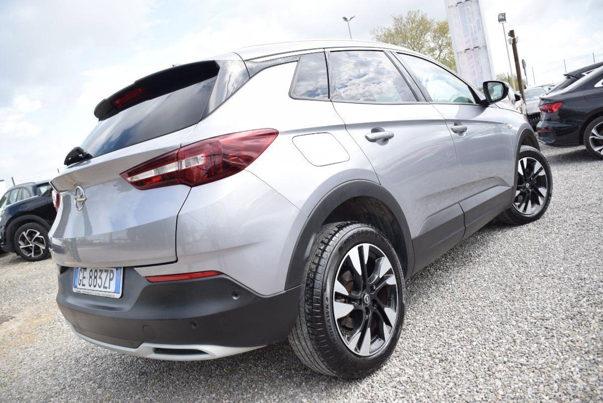 Opel Grandland X 1.5 diesel Ecotec Start&Stop Innovation (3)