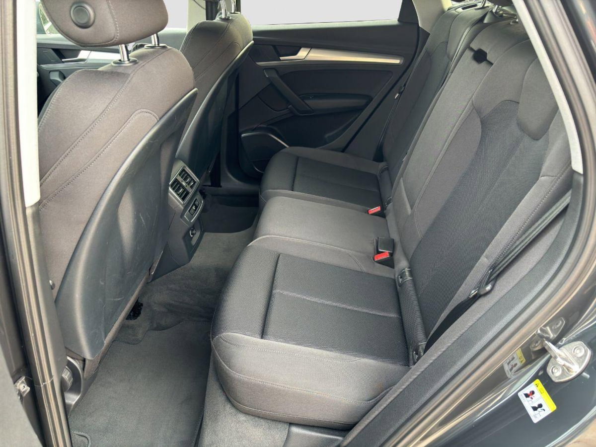 Audi Q5 40 TDI quattro S tronic Sport (13)