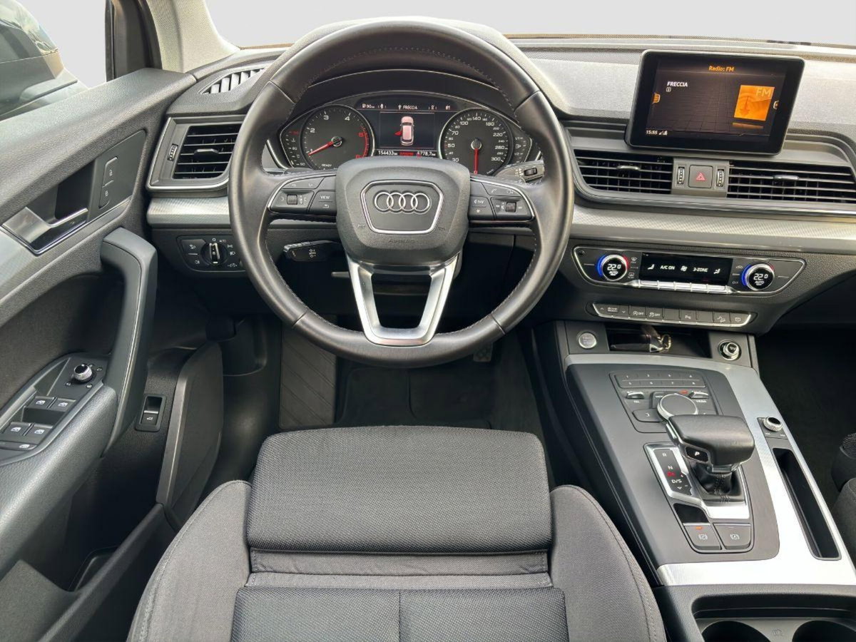 Audi Q5 40 TDI quattro S tronic Sport (15)