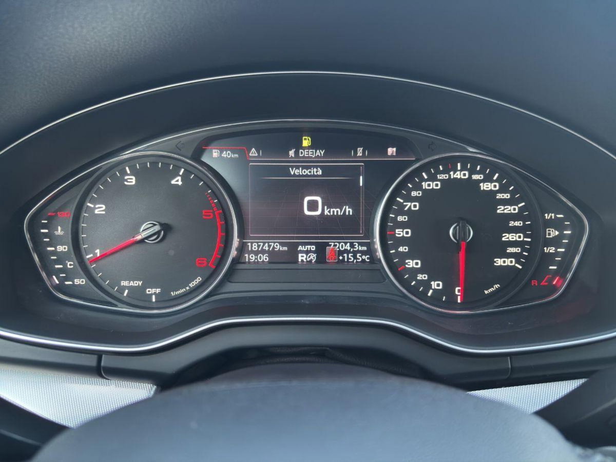 Audi Q5 40 TDI quattro S tronic Sport (16)