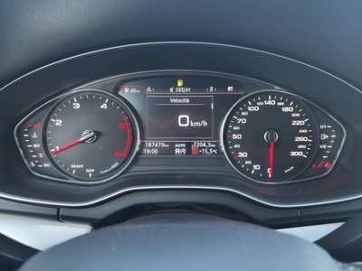 Audi Q5 40 TDI quattro S tronic Sport (16)