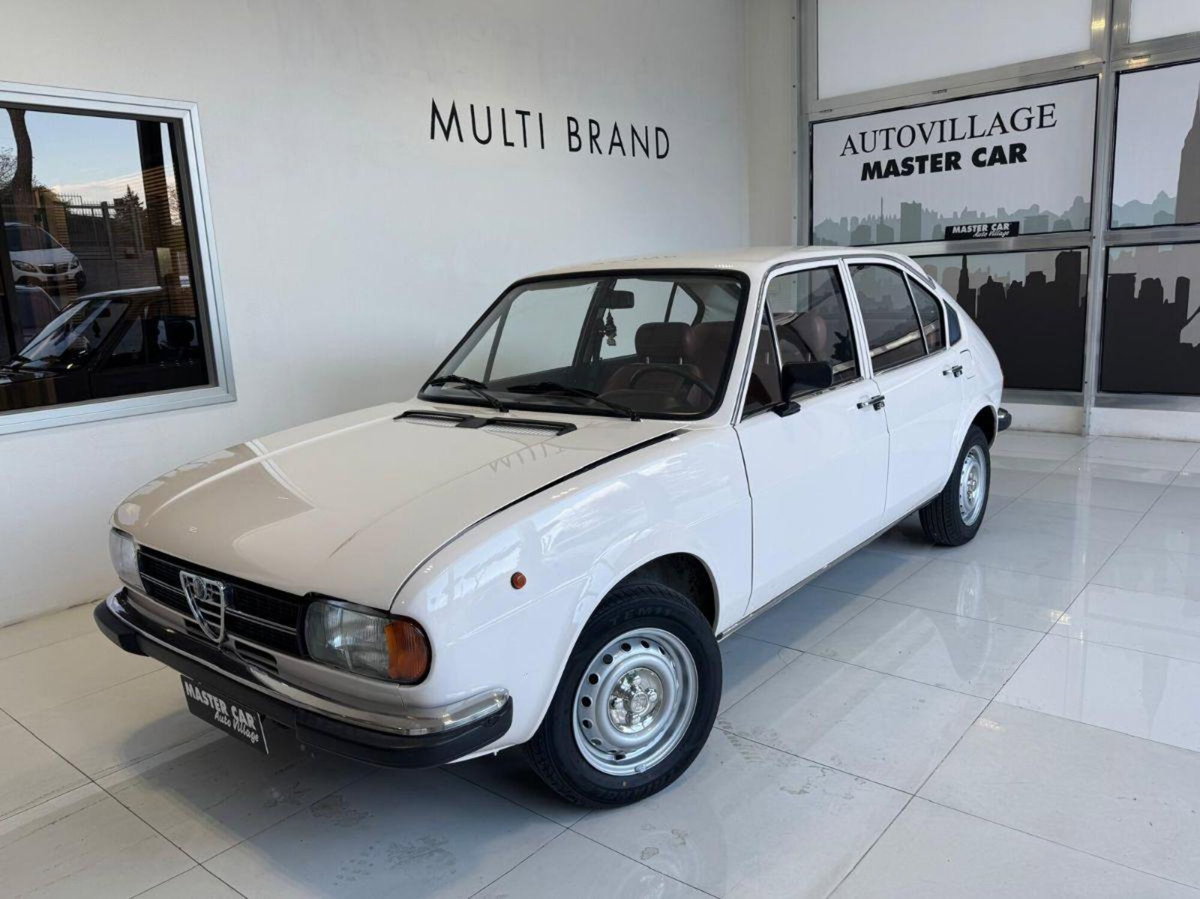 Alfa Romeo Alfasud 1.3 4 porte Super (1351 cc.)