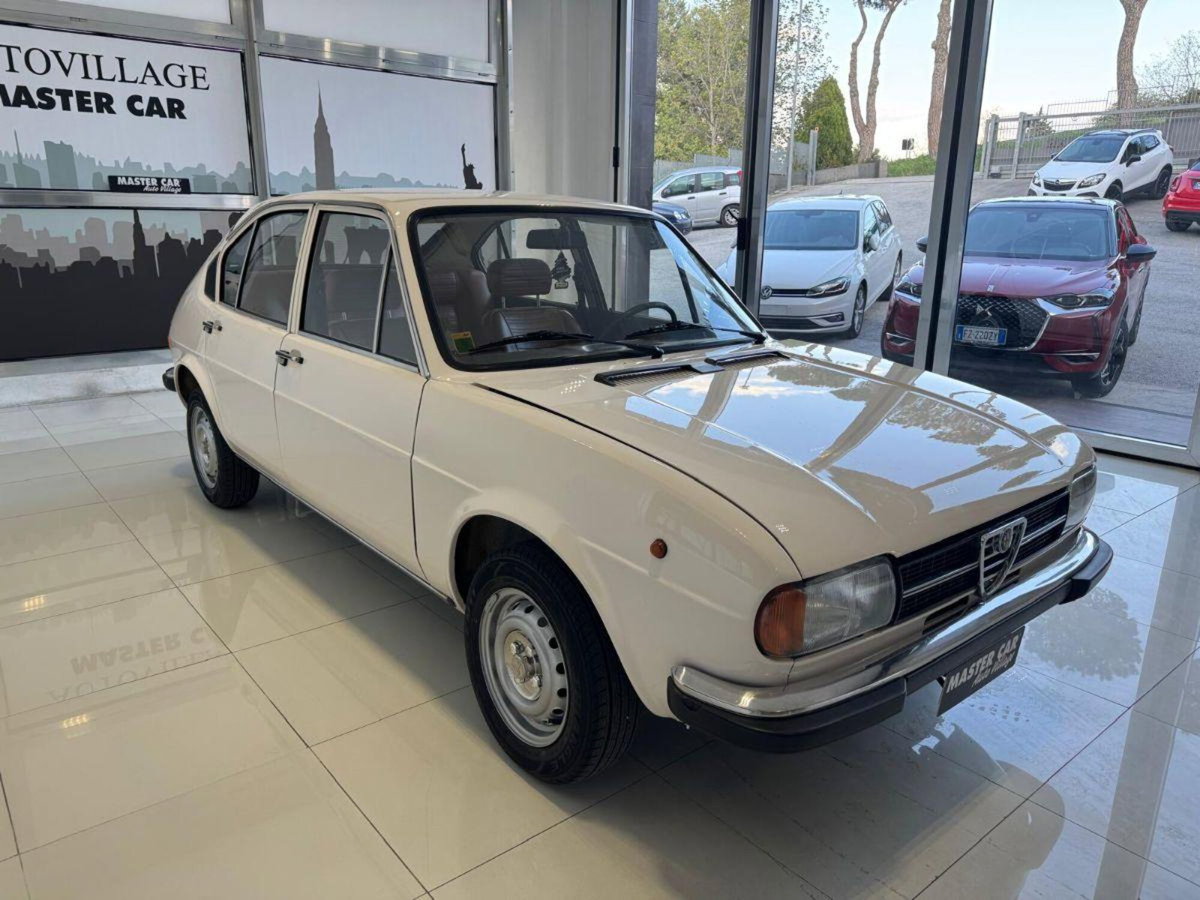 Alfa Romeo Alfasud 1.3 4 porte Super (1351 cc.) (3)