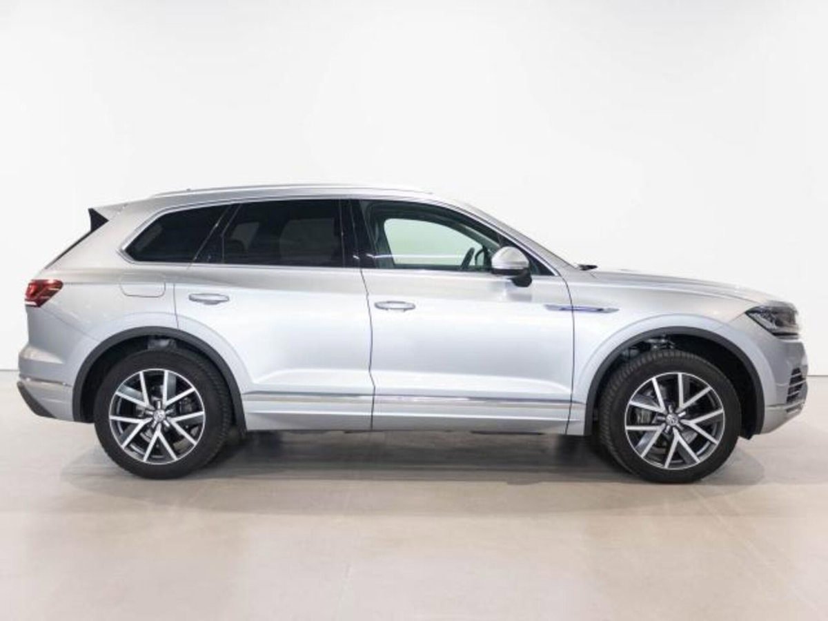 Volkswagen Touareg 3.0 V6 TDI 286 CV SCR (4)