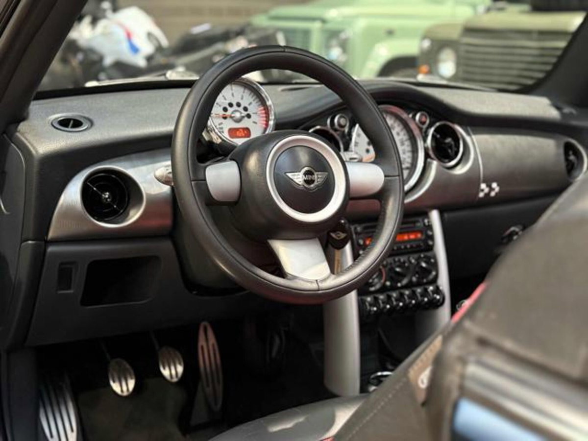 MINI Mini Cabrio 1.6 16V Cooper S Cabrio (11)