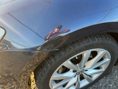 Volkswagen Golf 1.6 TDI DPF DSG 5p. Highline (20)