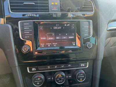 Volkswagen Golf 1.6 TDI DPF DSG 5p. Highline (9)