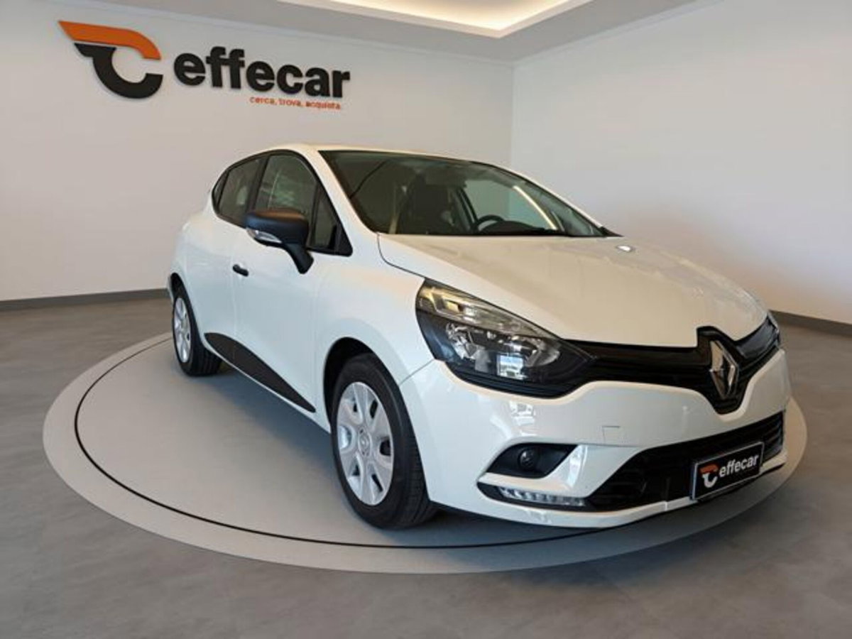Renault Clio SporTour 1.5 dCi 75CV SporTour Dynamique Autocarro (3)