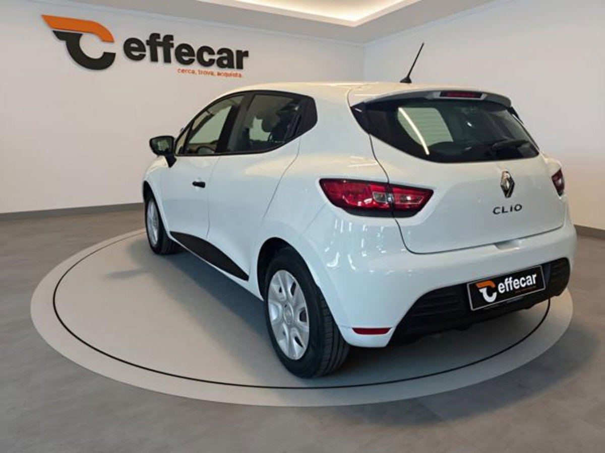 Renault Clio SporTour 1.5 dCi 75CV SporTour Dynamique Autocarro (4)