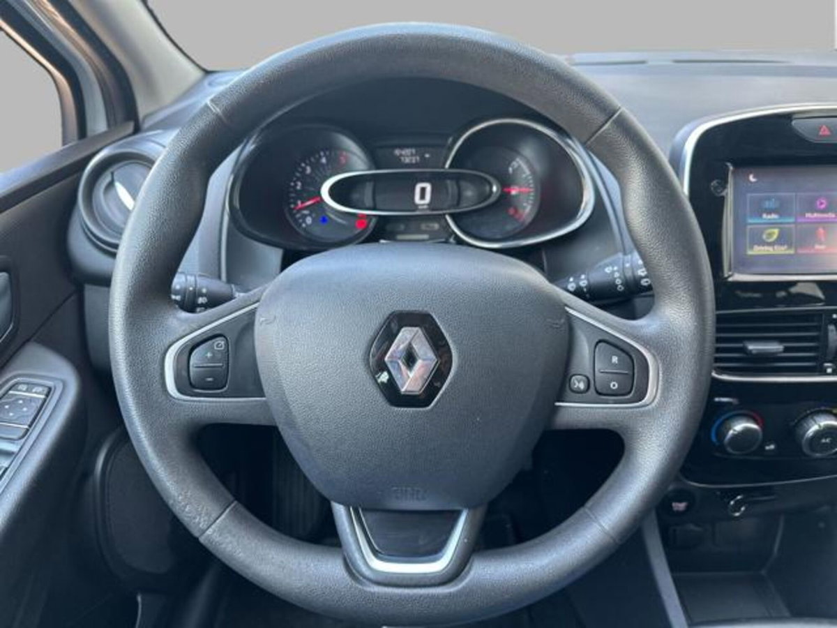 Renault Clio SporTour 1.5 dCi 75CV SporTour Dynamique Autocarro (8)