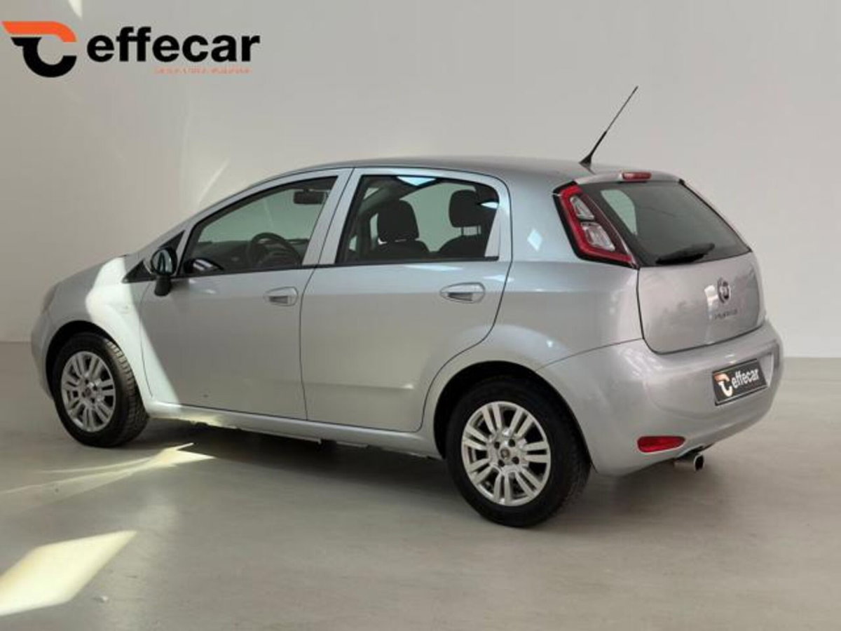 Fiat Punto 1.3 MJT II S&S 85 CV 5 porte ECO Lounge (4)