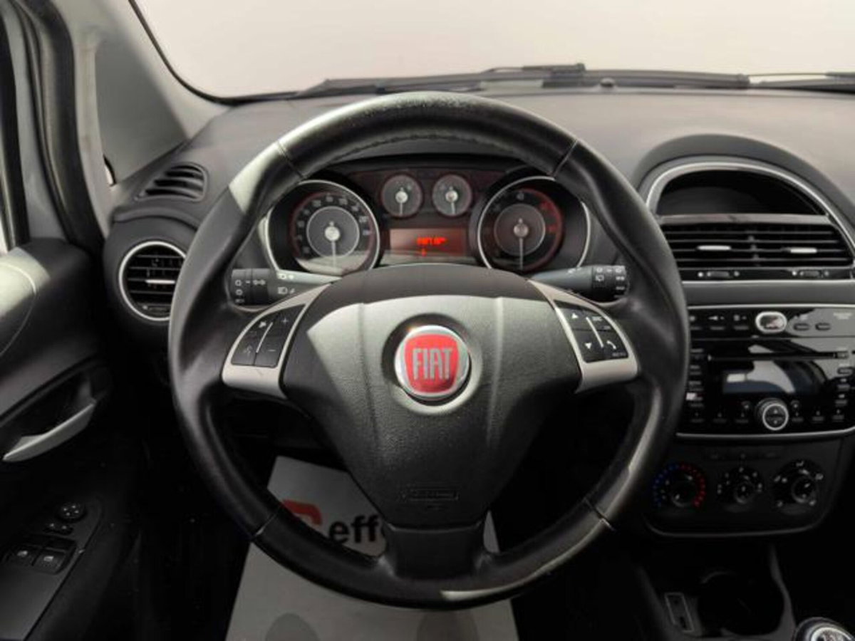 Fiat Punto 1.3 MJT II S&S 85 CV 5 porte ECO Lounge (8)