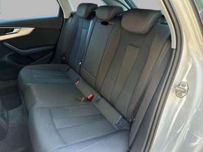 Audi A4 Avant 35 TDI/163 CV S tronic Business Advanced (12)