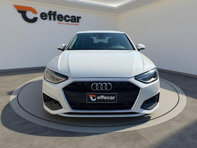 Audi A4 Avant 35 TDI/163 CV S tronic Business Advanced (2)